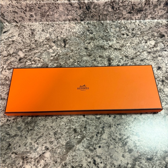 Hermes Scarf Box - Picture 1 of 10
